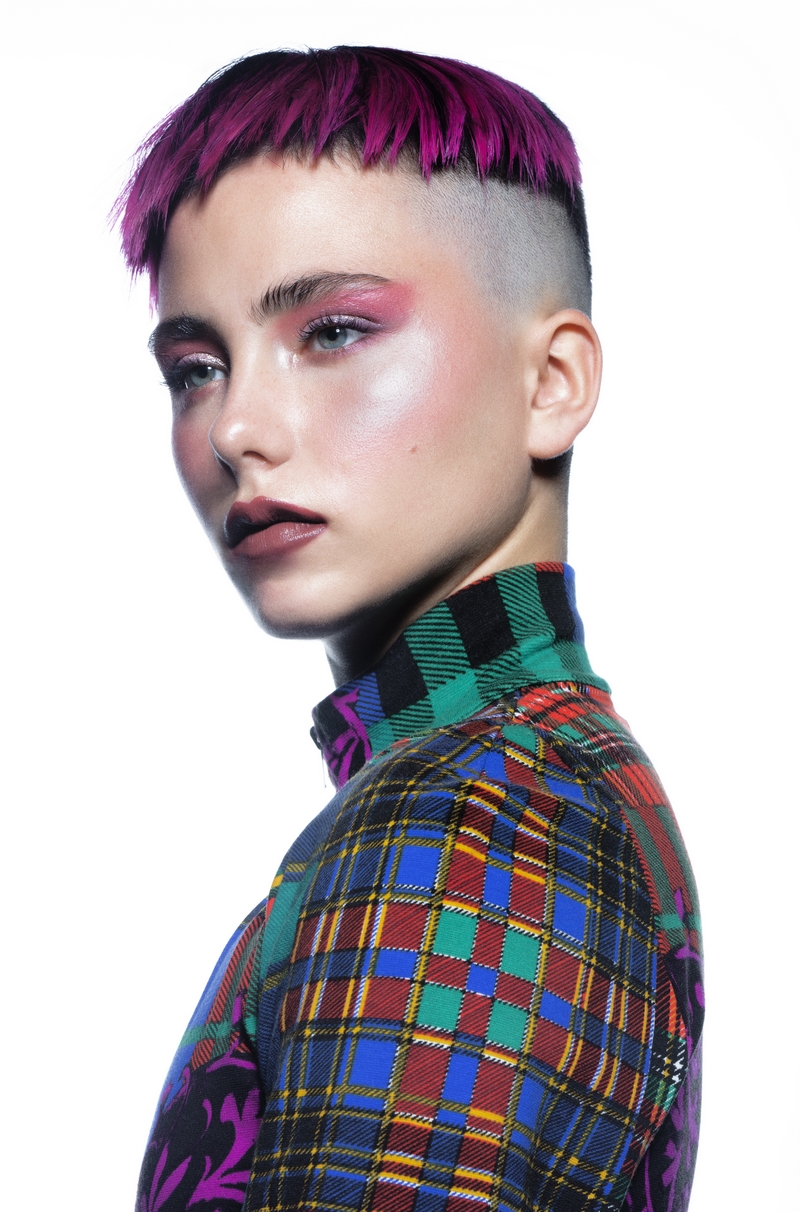 TEMPTING TONES Anna Barroca 1