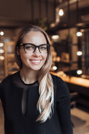 Salona AUCH īpašniece Ketija Karlsone