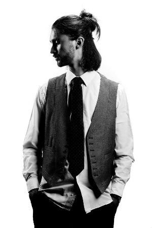 AIPP Awards 2019-2020 Best Men Finalists, Autor: Cedric Valetin