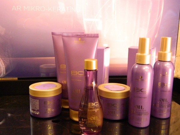 Создавая эту коллекцию Schwarzkopf professional создал также новые линии для укладки волос, которые подойдут как для салоных укладок, так и для hand-made 