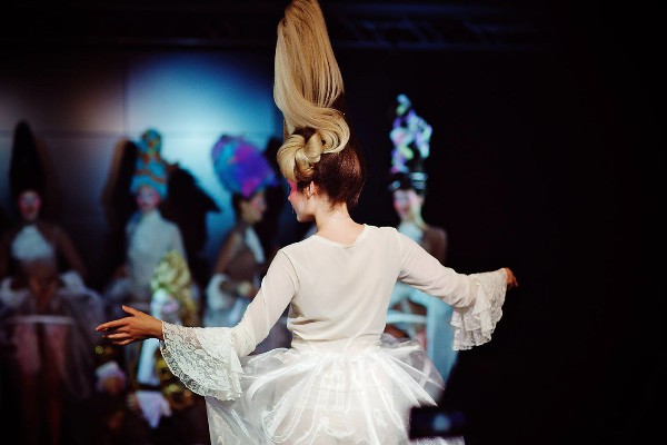 šovs skolas studijas “Create in Riga