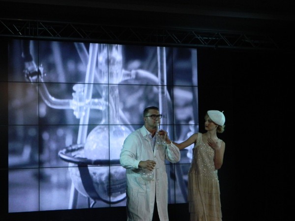 šovs „Schwarzkopf vēsture”