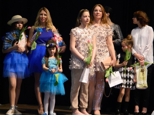 Žurnāla LUBĻU ģimenes konkurss- Family Look