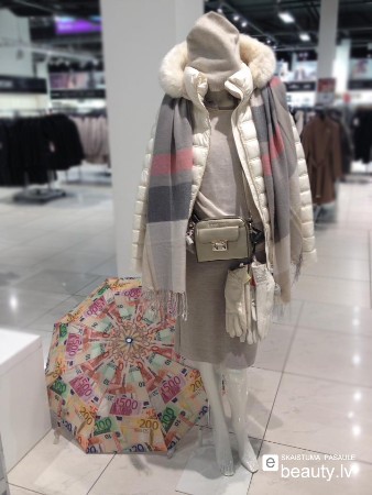 Viegli gaiši komplekti iemīļotajā krēmkrāsas gammā!