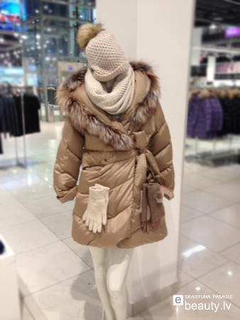 Viegli gaiši komplekti iemīļotajā krēmkrāsas gammā!