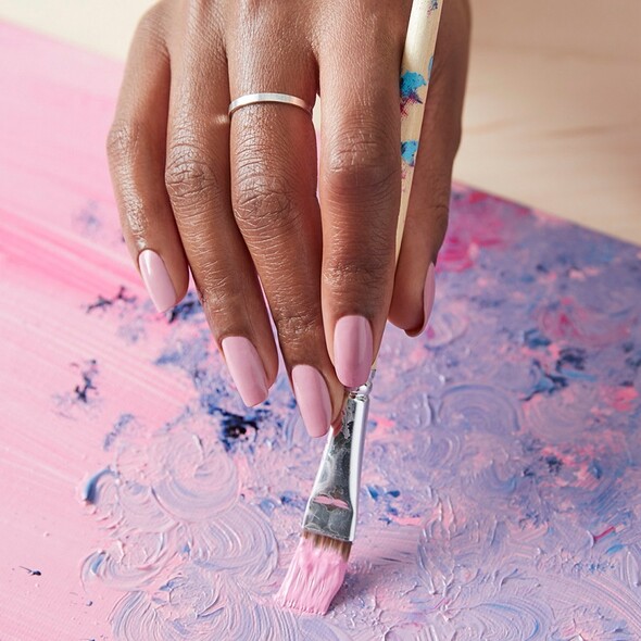 fa21dtlacollection-lifestyle-carousel04